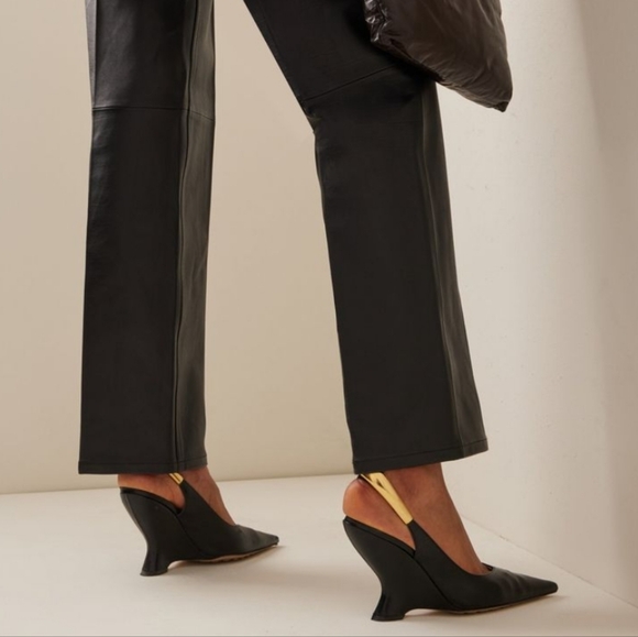 NWT$2,300 Bottega Veneta Punta Slingback Leather Wedge Pumps Sz 40.5 (10.5) - Picture 5 of 16